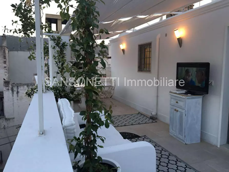Immagine 48 di Palazzo in vendita  in MYCAT a Fasano