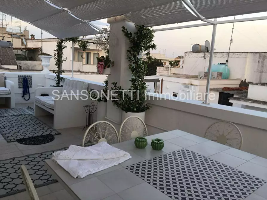 Immagine 50 di Palazzo in vendita  in MYCAT a Fasano