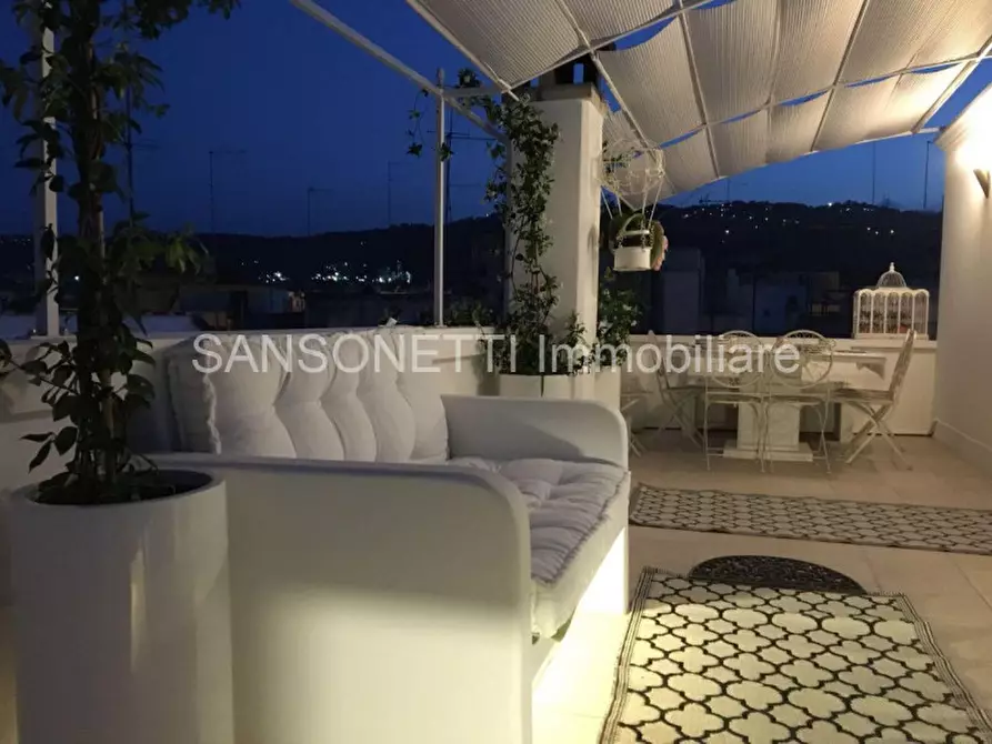 Immagine 51 di Palazzo in vendita  in MYCAT a Fasano