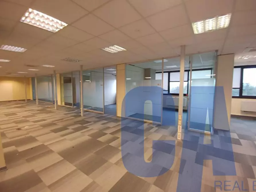 Immagine 4 di Palazzo in vendita  in VIA BARTOLOMEO COLLEONI a Agrate Brianza