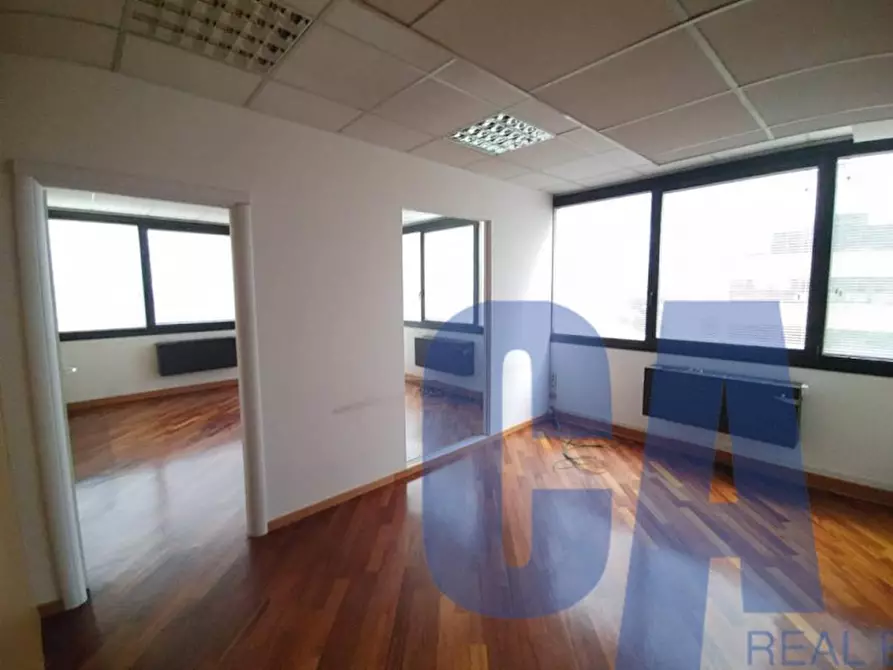 Immagine 9 di Palazzo in vendita  in VIA BARTOLOMEO COLLEONI a Agrate Brianza