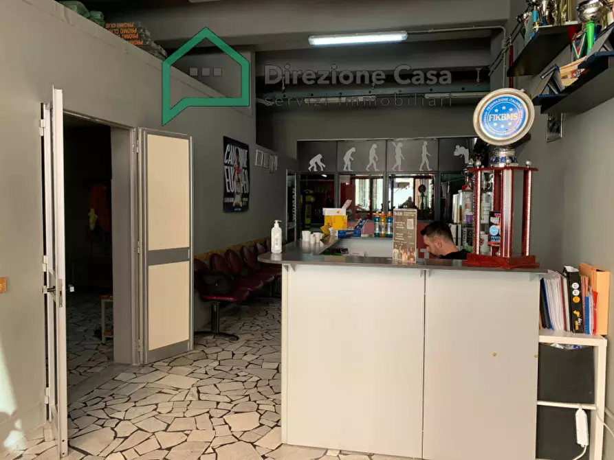 Immagine 8 di Attività commerciale in vendita  in Calata Capodichino 96 a Napoli