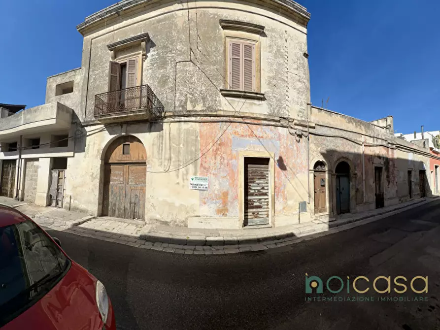 Immagine 35 di Casa indipendente in vendita  in Via quattro Novembre 16-18-20 a Surbo