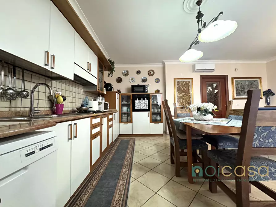 Immagine 12 di Appartamento in vendita  in Via Giovanni Sava 36 a Surbo