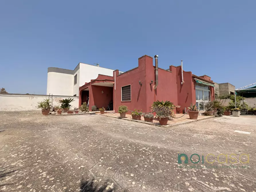 Immagine 10 di Villa in vendita  in via de magistris a Lecce