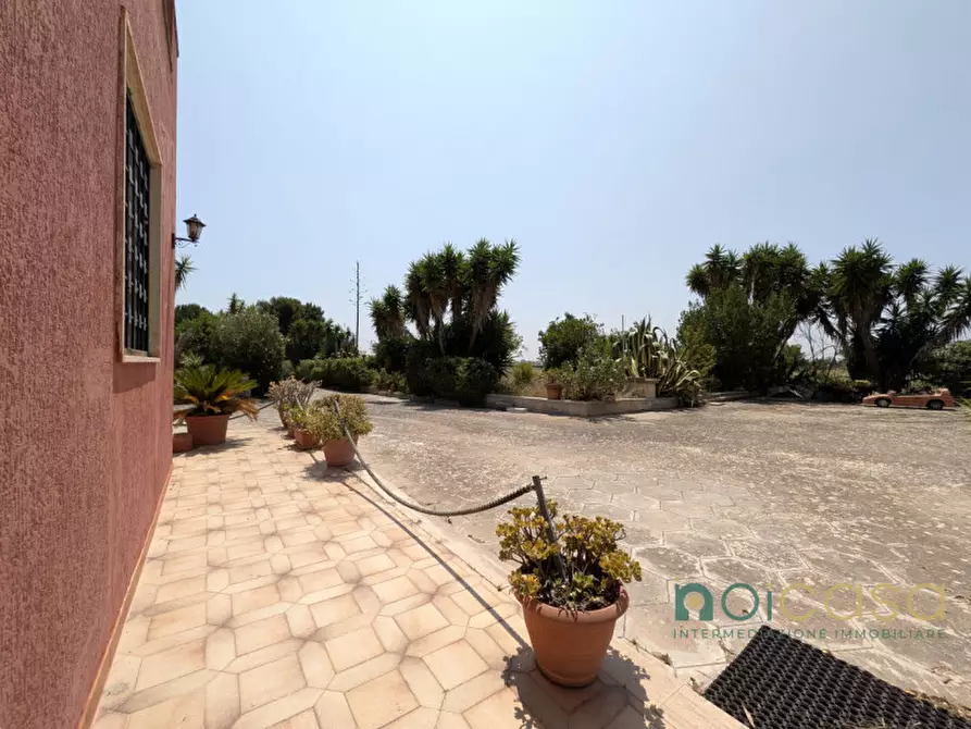 Immagine 13 di Villa in vendita  in via de magistris a Lecce