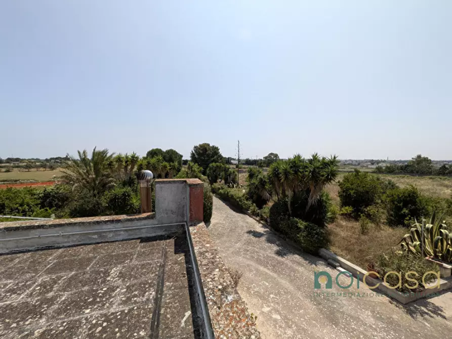 Immagine 24 di Villa in vendita  in via de magistris a Lecce