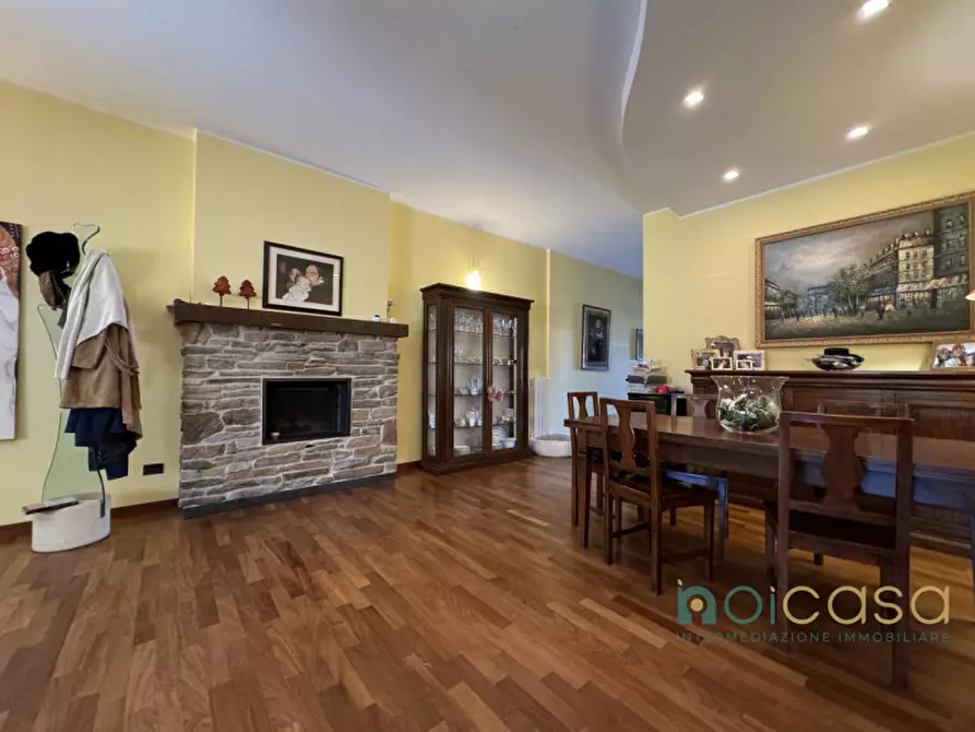 Immagine 2 di Casa bifamiliare in vendita  in Via Cosimo De Giorgi 74 a Surbo