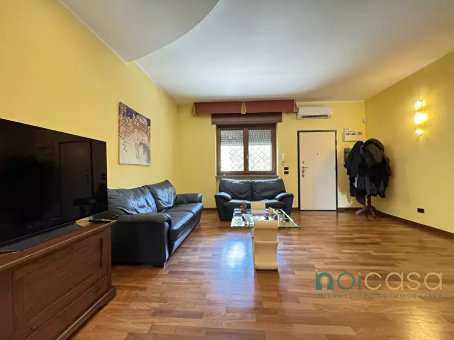 Immagine 7 di Casa bifamiliare in vendita  in Via Cosimo De Giorgi 74 a Surbo