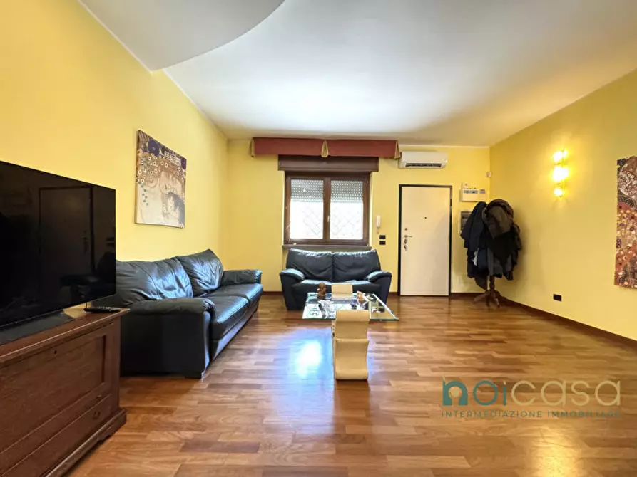 Immagine 12 di Casa bifamiliare in vendita  in Via Cosimo De Giorgi 74 a Surbo