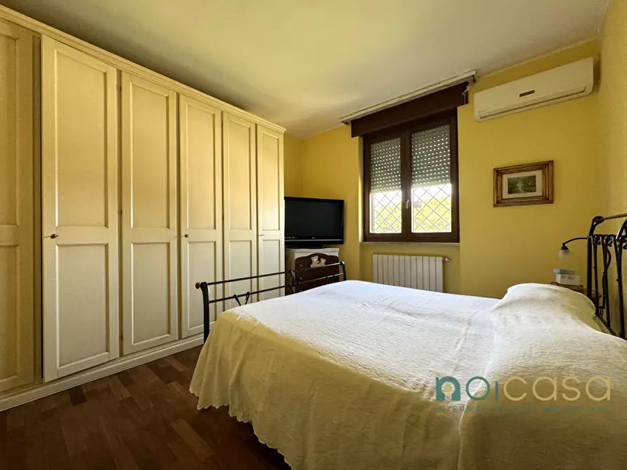 Immagine 22 di Casa bifamiliare in vendita  in Via Cosimo De Giorgi 74 a Surbo