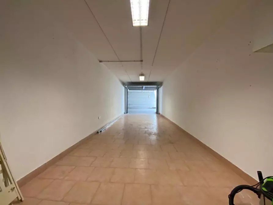 Immagine 21 di Appartamento in vendita  a Mozzecane