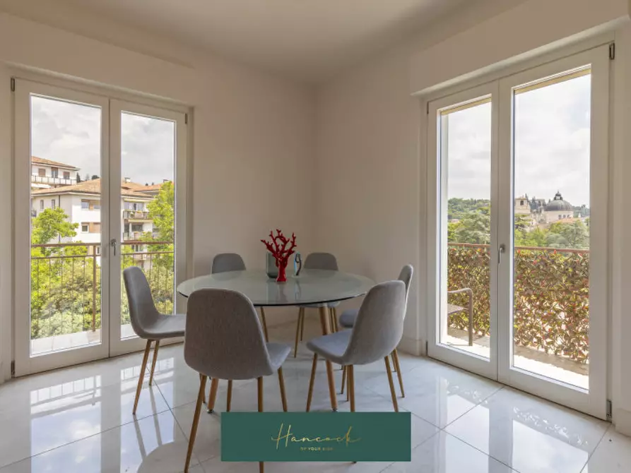 Immagine 2 di Appartamento in vendita  in Via Mameli 5 a Verona