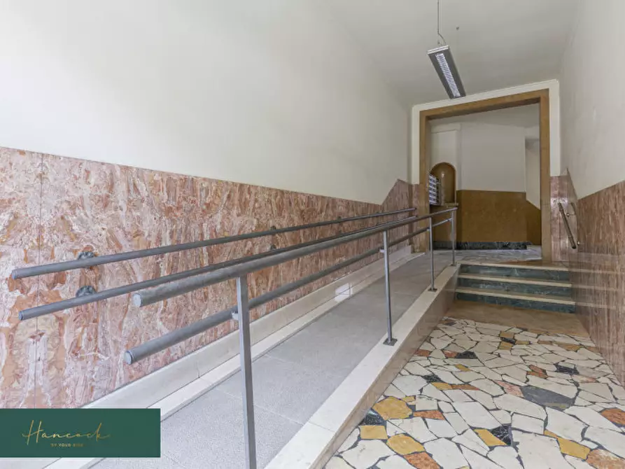 Immagine 13 di Appartamento in vendita  in Via Mameli 5 a Verona