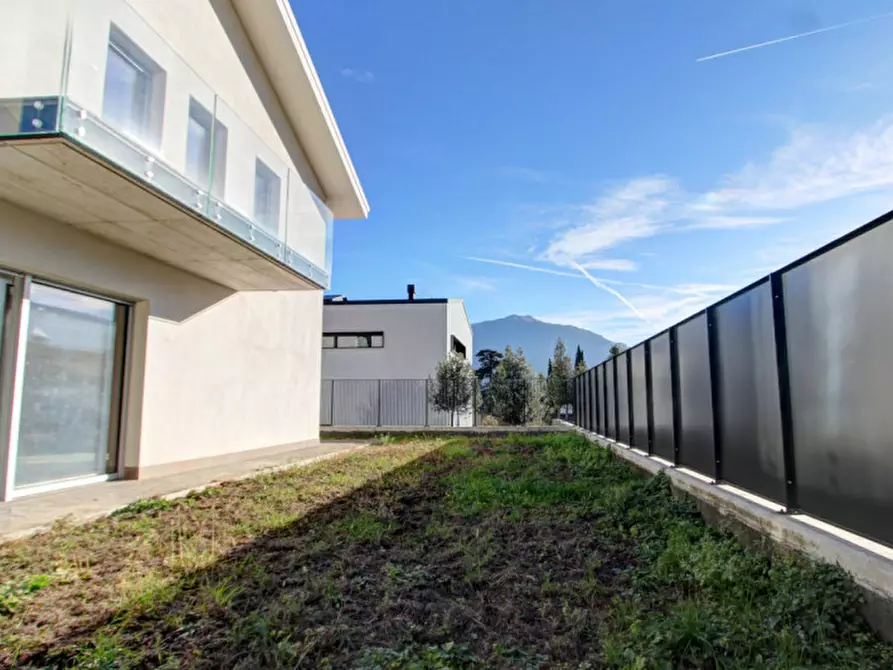 Immagine 7 di Villa in vendita  in Via Mazzano a Riva Del Garda