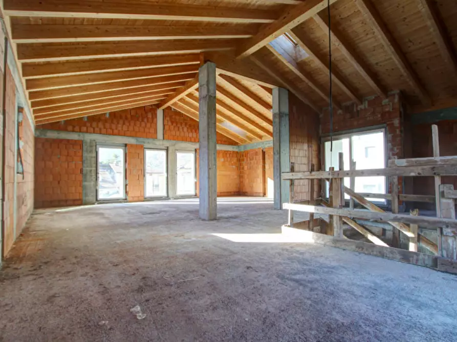 Immagine 13 di Villa in vendita  in Via Mazzano a Riva Del Garda