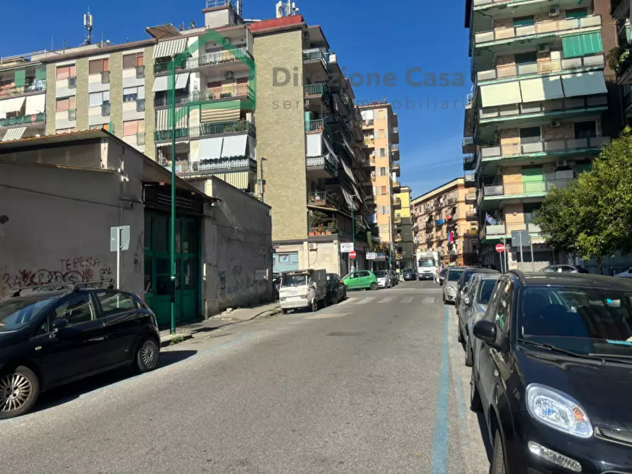Immagine 7 di Palazzo in vendita  in Via Ferrante Loffredo,1 a Napoli