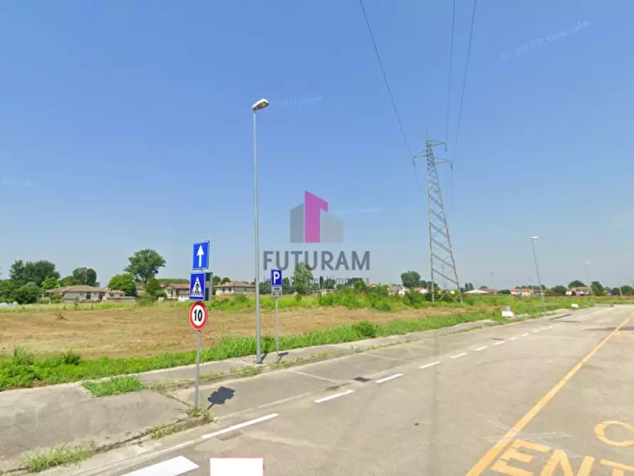 Immagine 22 di Terreno in vendita  in Via mattei a Piazzola Sul Brenta