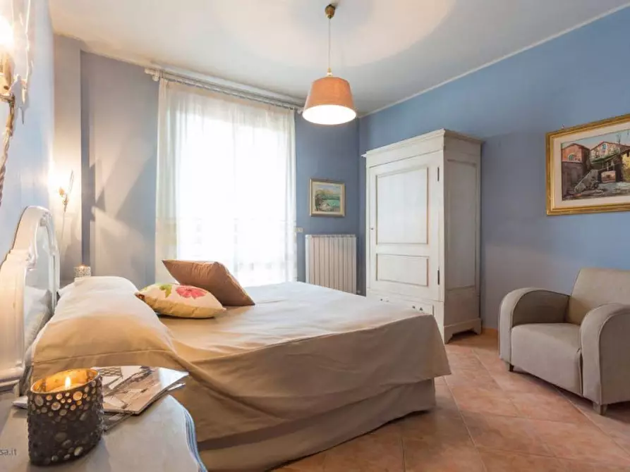 Immagine 8 di Villa in vendita  a Passignano Sul Trasimeno