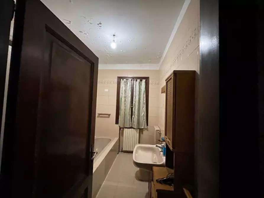 Immagine 11 di Rustico / casale in vendita  a Sant'urbano