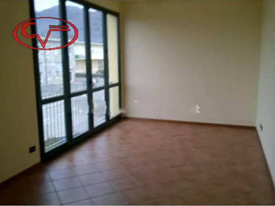 Immagine 2 di Ufficio in vendita  a Loro Ciuffenna