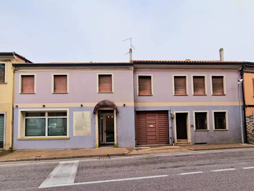 Immagine 1 di Attività commerciale in vendita  in VIA ROMA a Borgo Veneto