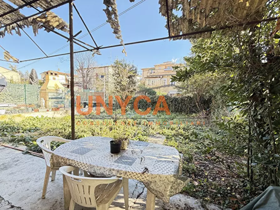 Immagine 3 di Villetta a schiera in vendita  in Via Vincenzo Bellini a Verona