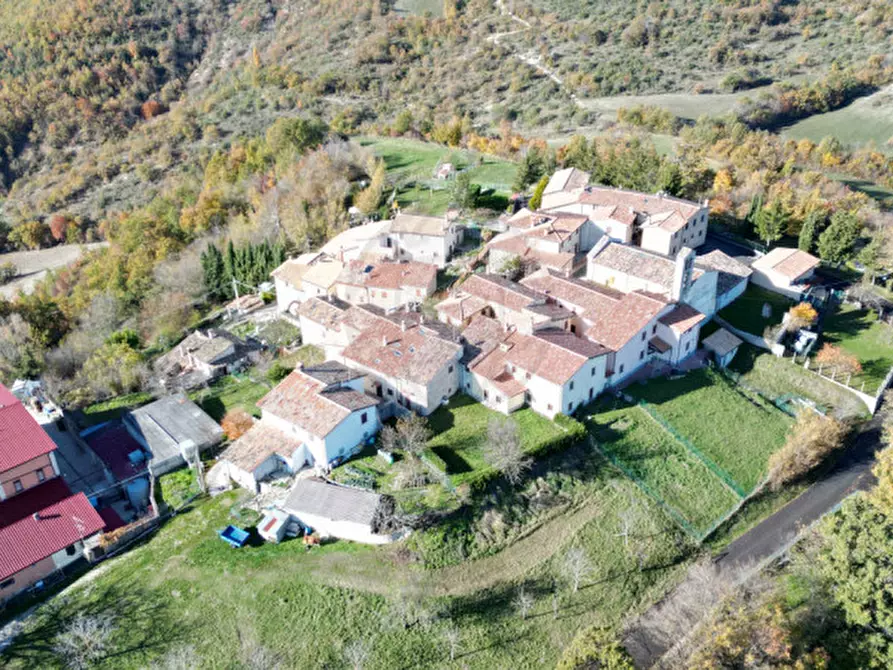 Immagine 14 di Appartamento in vendita  in montaglioni a Preci