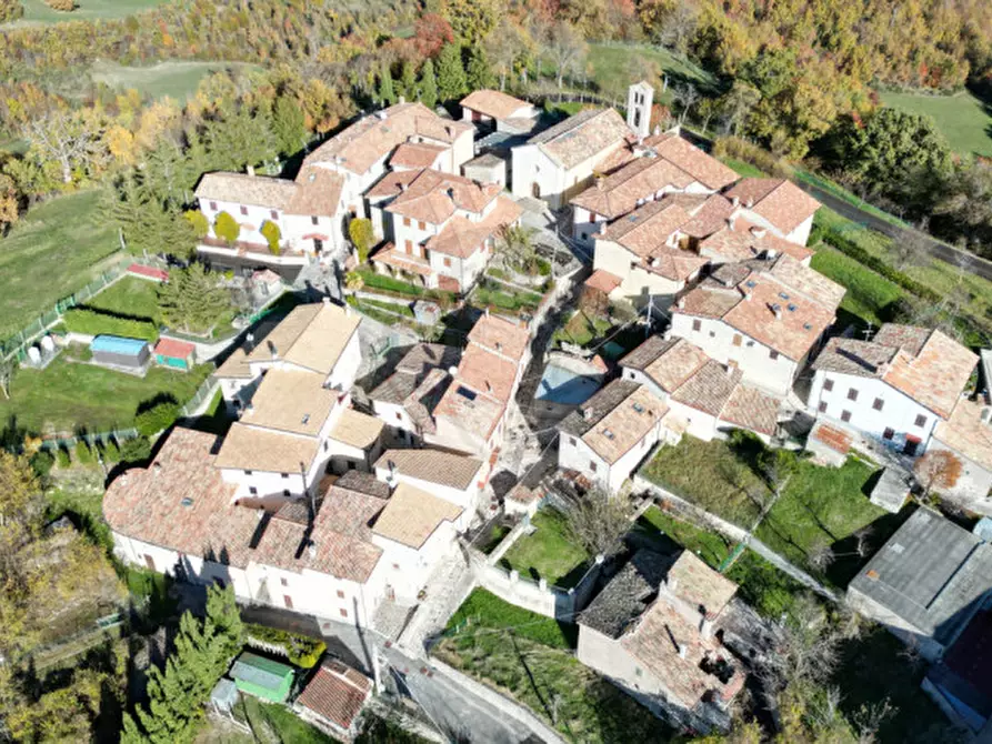 Immagine 15 di Appartamento in vendita  in montaglioni a Preci