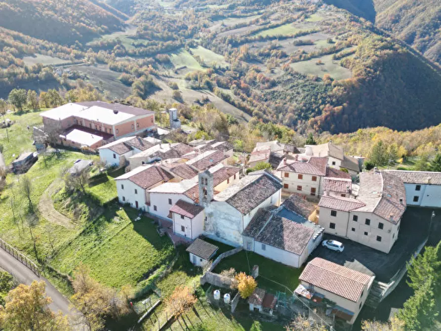 Immagine 17 di Appartamento in vendita  in montaglioni a Preci