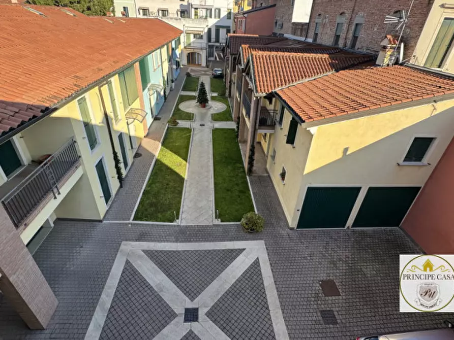 Immagine 2 di Appartamento in vendita  in Viale Fiume a Este