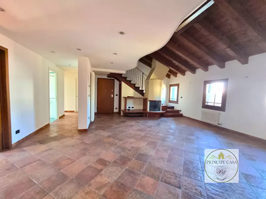 Immagine 3 di Appartamento in vendita  in Viale Fiume a Este