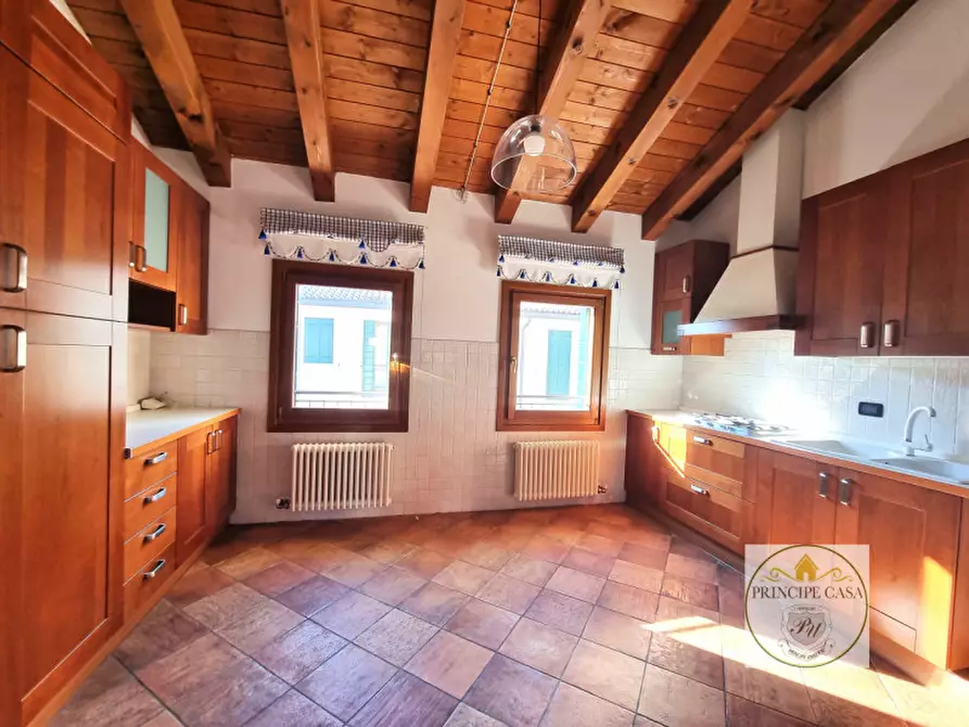 Immagine 5 di Appartamento in vendita  in Viale Fiume a Este