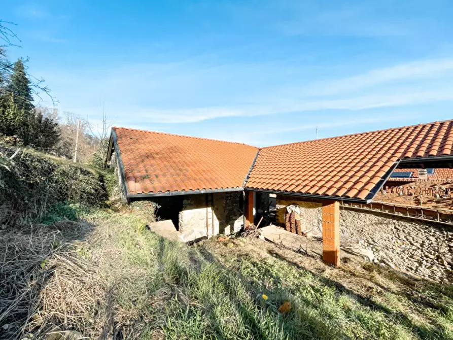 Immagine 2 di Rustico / casale in vendita  in Via per Colazza 21 a Meina