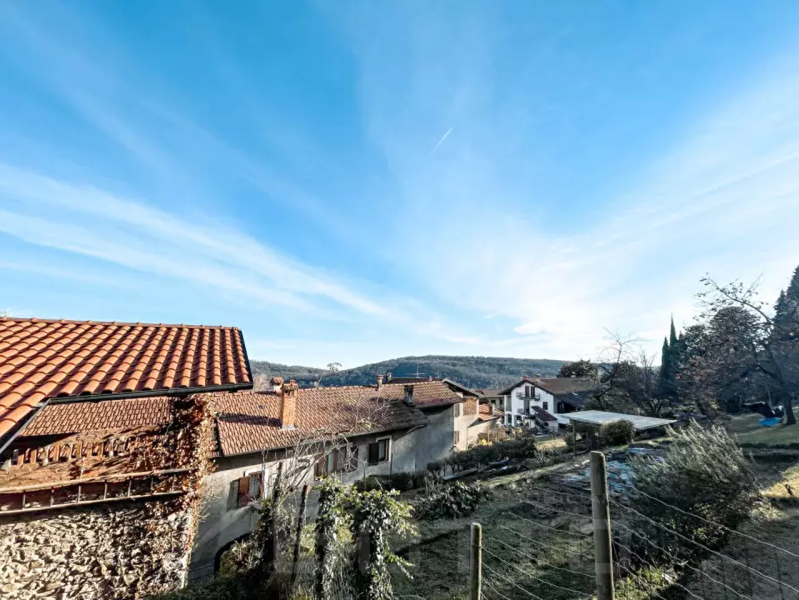 Immagine 3 di Rustico / casale in vendita  in Via per Colazza 21 a Meina