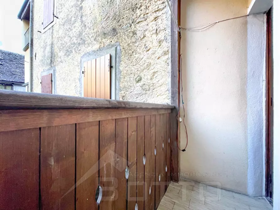 Immagine 3 di Appartamento in vendita  in vicolo santa maria 1 a Bannio Anzino