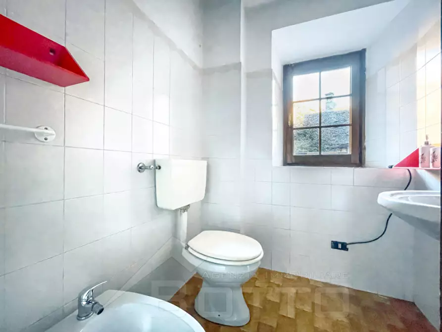 Immagine 12 di Appartamento in vendita  in vicolo santa maria 1 a Bannio Anzino