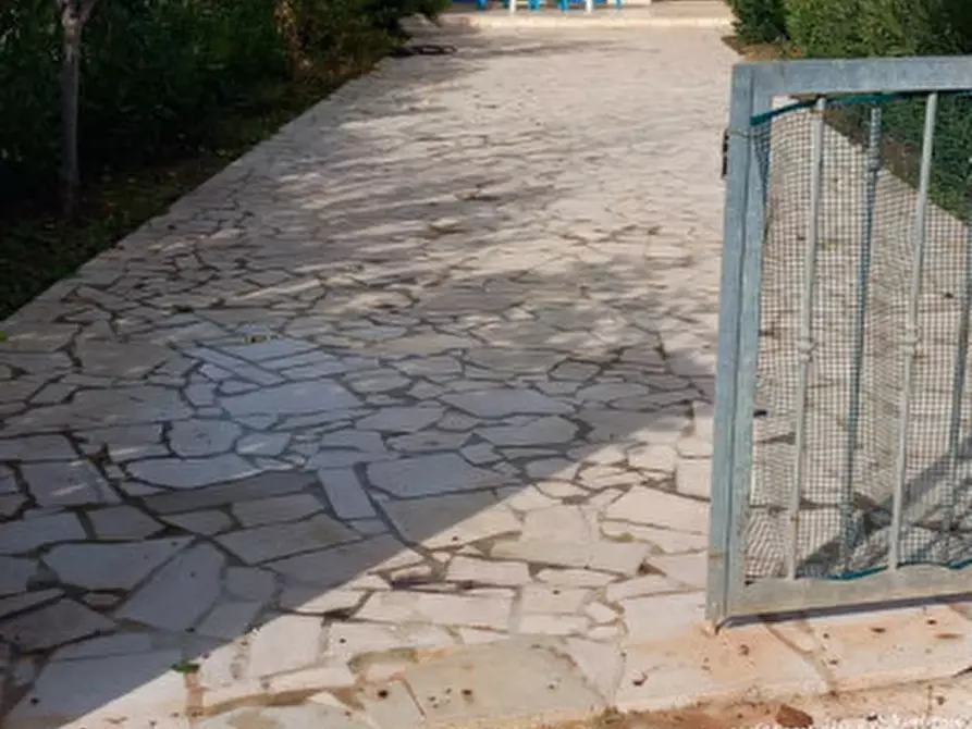 Immagine 7 di Villa in vendita  in Villanova di Ostuni (mare) a Ostuni