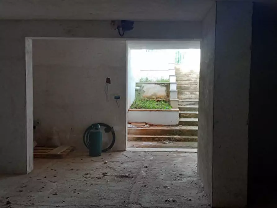 Immagine 42 di Villa in vendita  in Villanova di Ostuni (mare) a Ostuni