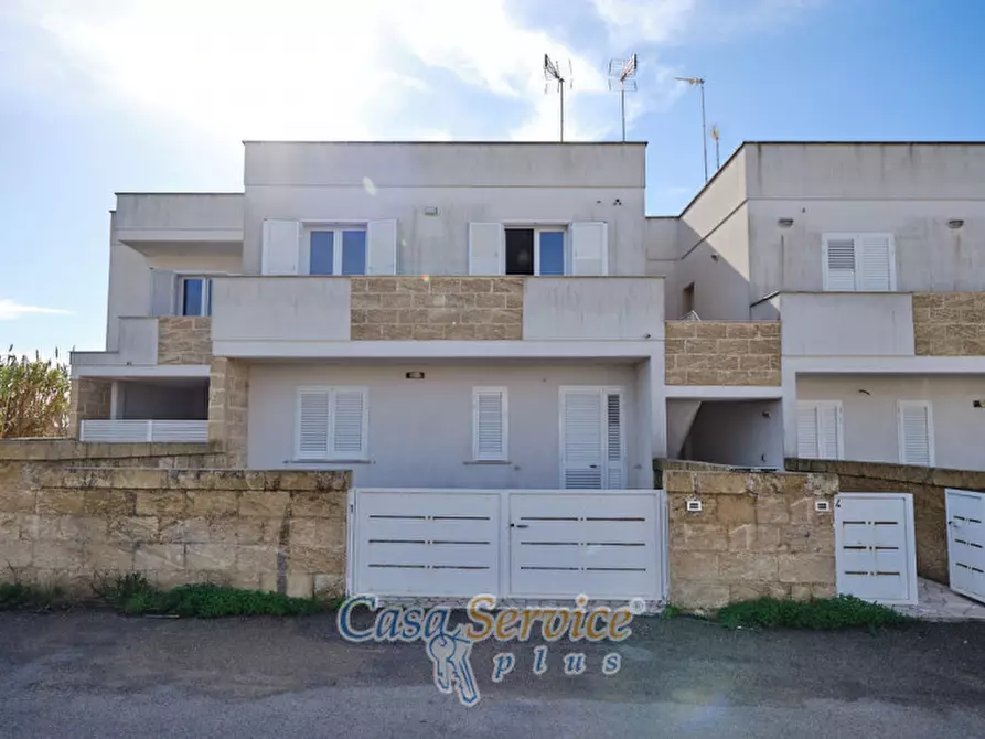 Immagine 1 di Appartamento in vendita  in Via Amalfi a Taviano