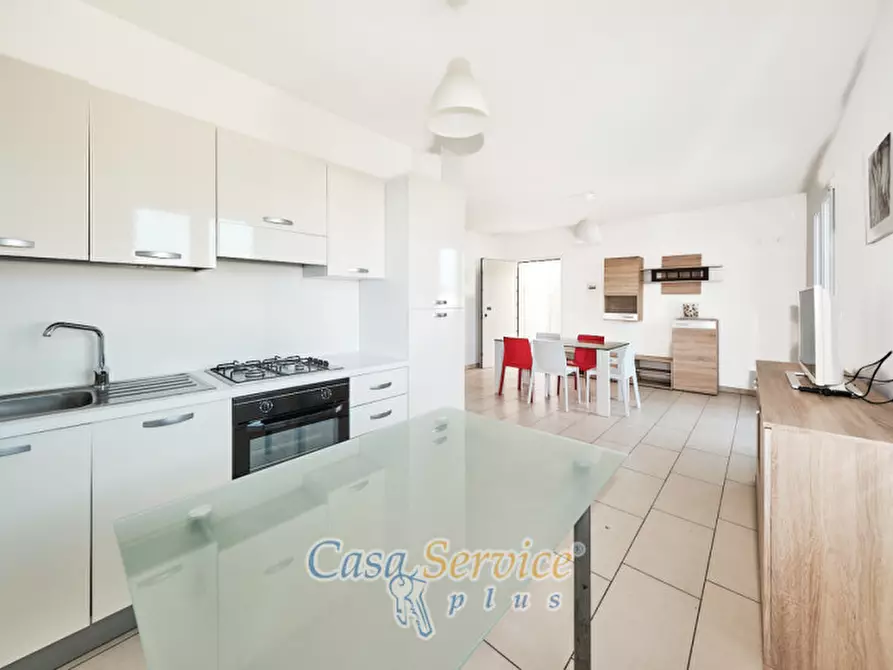 Immagine 3 di Appartamento in vendita  in Via Amalfi a Taviano