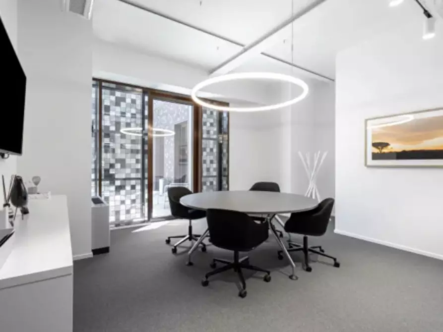 Immagine 5 di Ufficio in affitto  in piazza Vetra a Milano