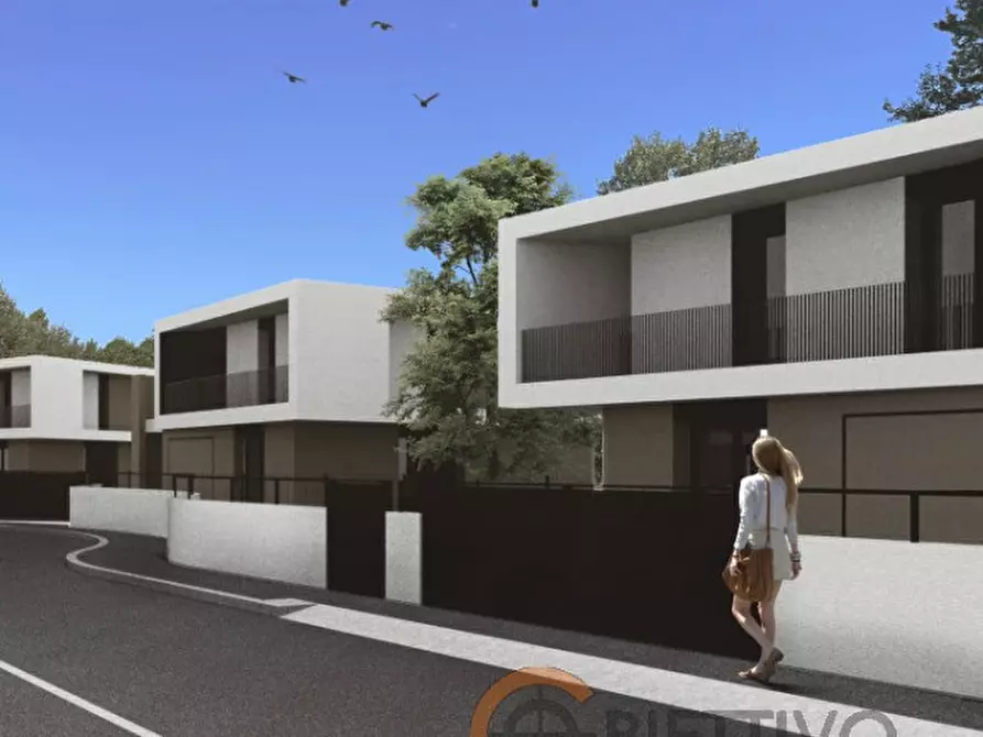 Immagine 11 di Casa bifamiliare in vendita  in Via Masanello a Padova