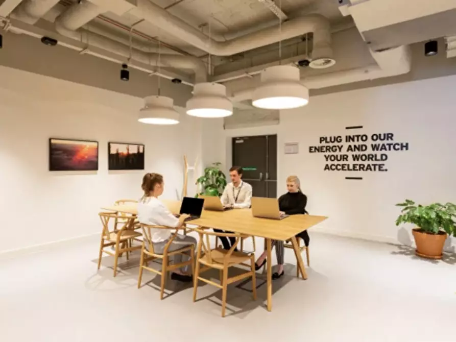 Immagine 5 di Ufficio in affitto  in Piazza Gae Aulenti a Milano