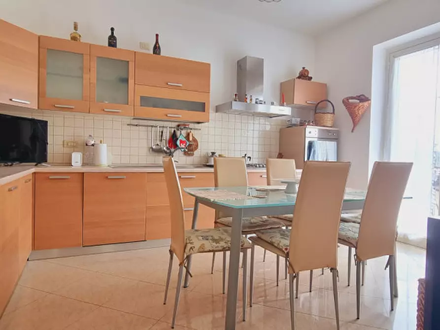 Immagine 1 di Appartamento in vendita  in via anna frank a Milazzo