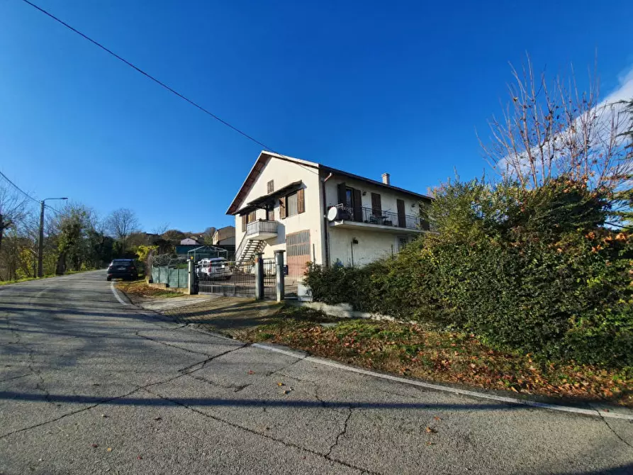 Immagine 1 di Casa indipendente in vendita  in Via Umberto I   7 a Olivola