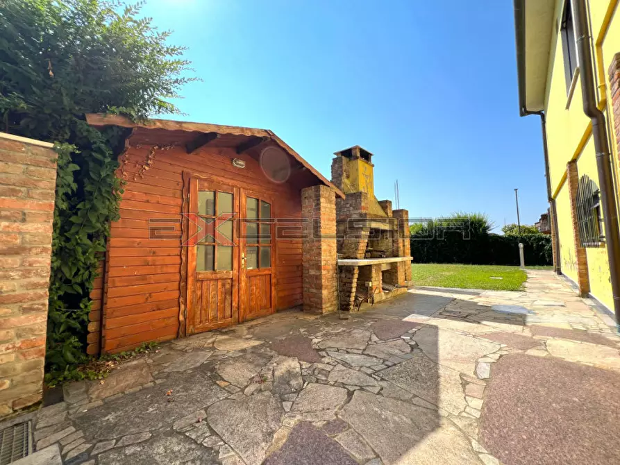Immagine 24 di Villa in vendita  in Via G. Matteotti n.20 bis - Cavarzere (VE) a Cavarzere