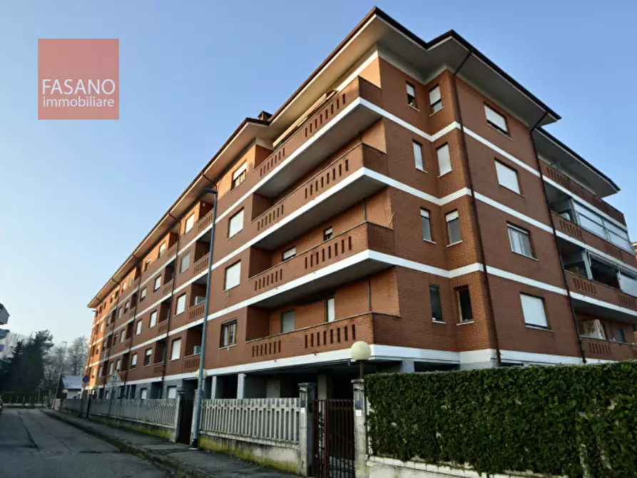 Immagine 1 di Appartamento in vendita  in Via Mezzaluna 49 a San Mauro Torinese