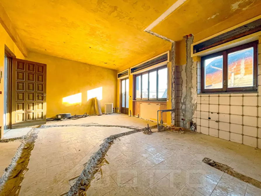 Immagine 4 di Appartamento in vendita  in via bertoletti 10 a Nebbiuno