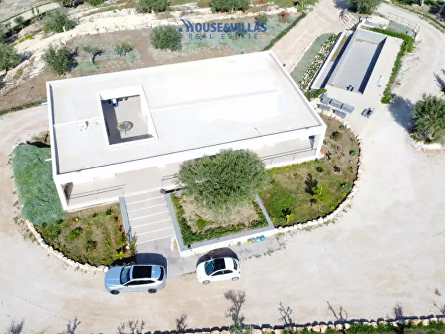 Immagine 13 di Villa in vendita  in contrada belliscala a Noto